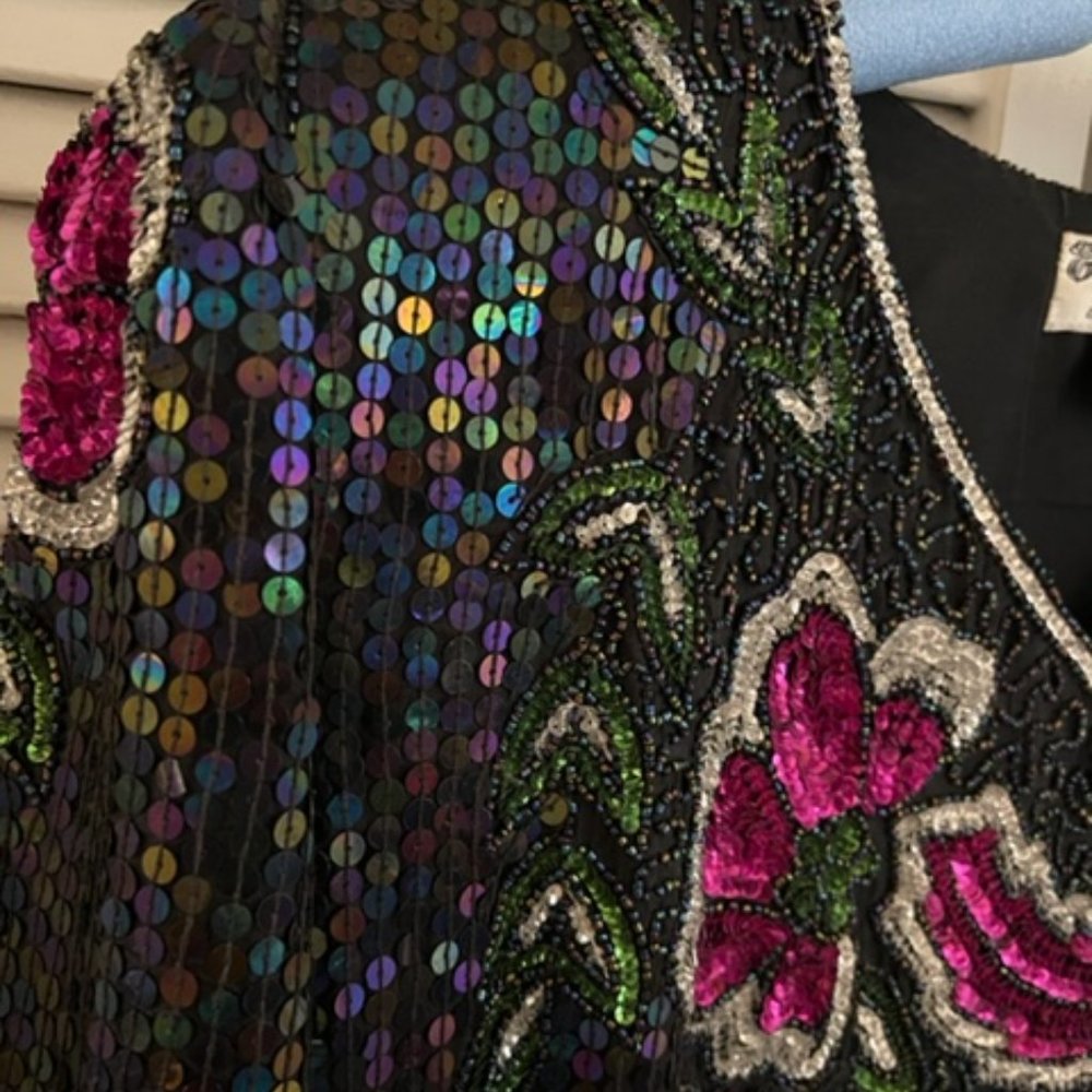 Holiday/Formal-Affair Ready! Silk Floral Design Sequin Top Sz Medium - Picture 3 of 12